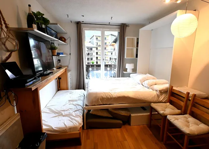 Cozy With Mountain Views