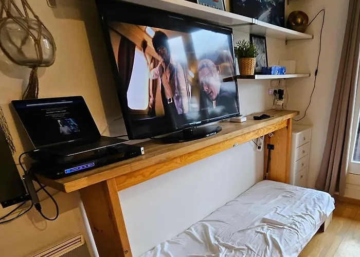 아파트 Cozy With Mountain Views *